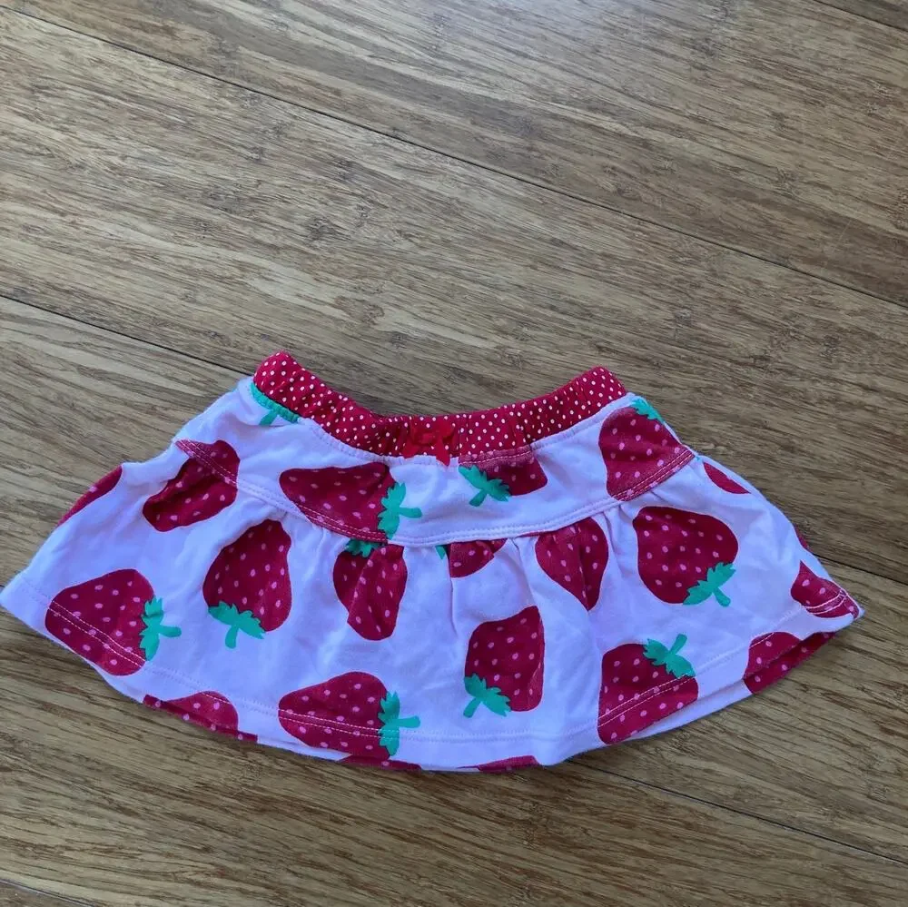 Carter’s Strawberries Pull On Baby’s Skirt, Size 3M